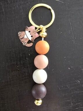 Cat Charm Beaded Keychain - Multicolor (Orange, Pink, White, Brown)
